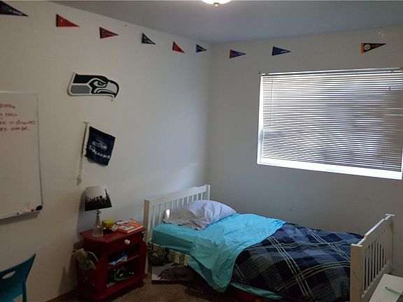 5th image of 7318 46th Pl NE