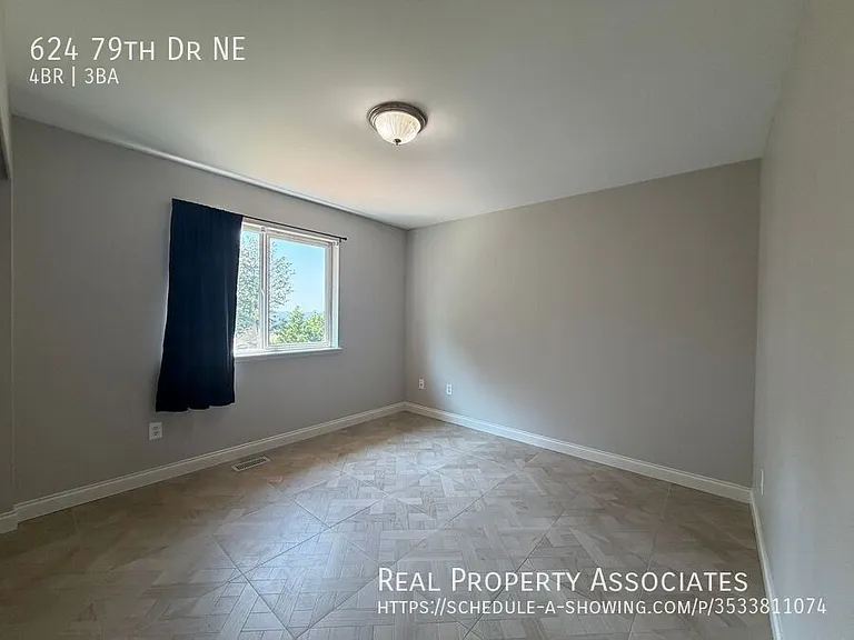 624 79th Dr NE — Photo 16