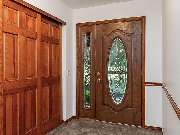 4th image of 7252 Fox Den Ct NW