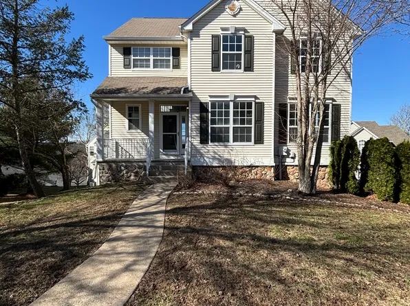 227 Winding Hill Dr, Hackettstown, NJ 07840