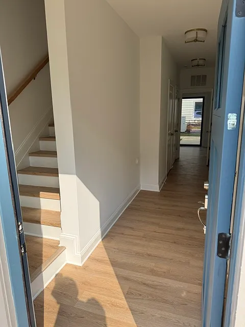 4 bed, 2.5 bath, 1829 sqft, $2,300 — Photo 3