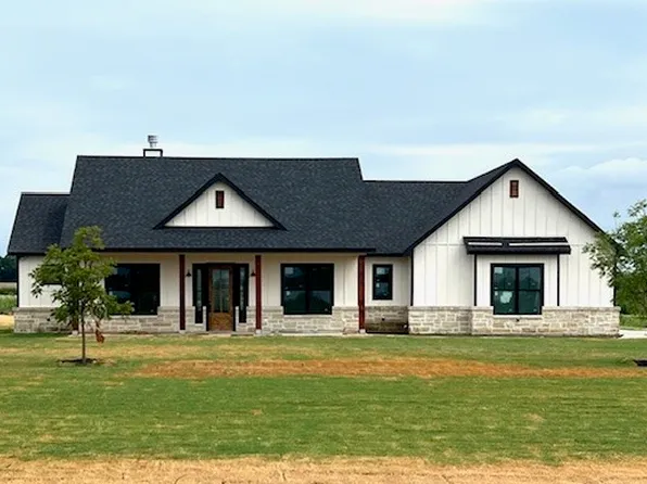 443 Schneider Rd, Sherman, TX 75090