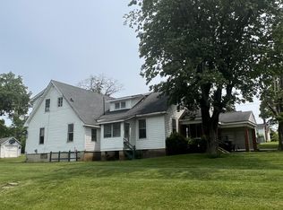 142 Grove Ave #A, Madison Heights, VA 24572