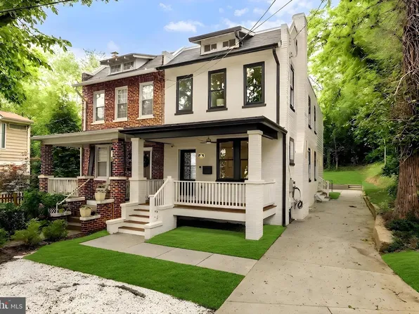 1430 Brentwood Rd NE, Washington, DC 20018