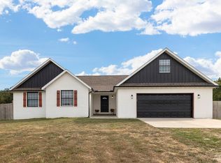 288 River Pass Drive, Marshfield, MO 65706