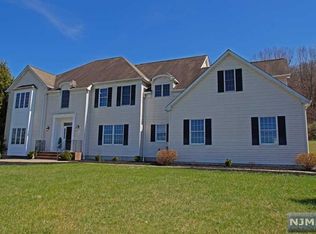 67 Old Turnpike Rd, Long Valley, NJ 07865