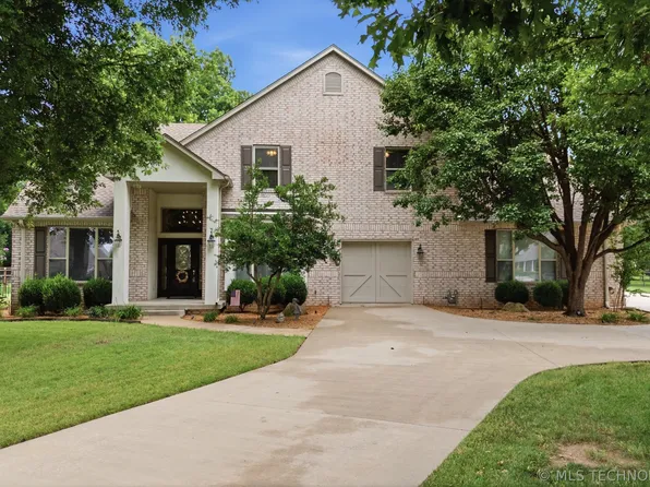 13215 S 118th East Ave, Broken Arrow, OK 74011