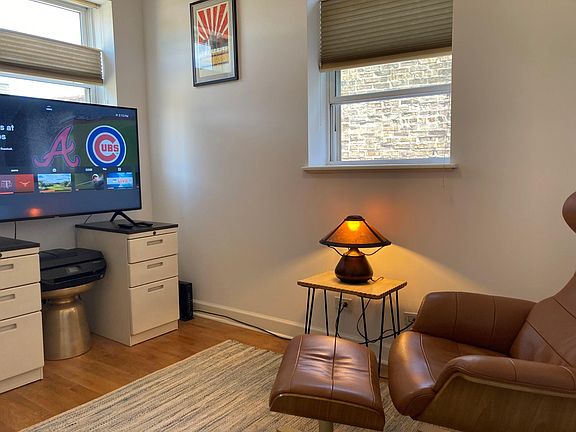 5th image of 3735 N Milwaukee Ave APT 305