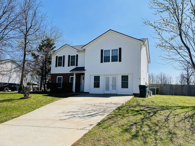 1011 Hickory Pointe Dr, Dickson, TN, 37055