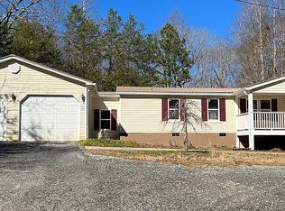 693 Stansel Rd, Cleveland, GA 30528