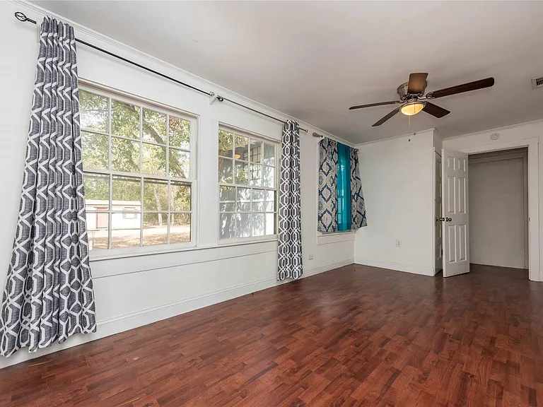 406 Lexington Rd #1 — Photo 10