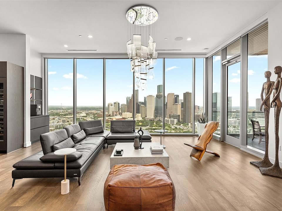 1st image of 1711 Allen Pkwy Unit 3302