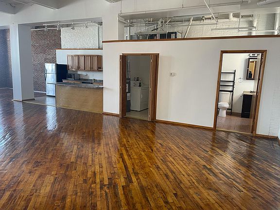 5th image of 1716 N 5th St #S506