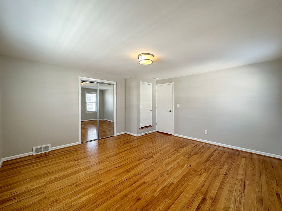 322 Oakdale St, photo 12
