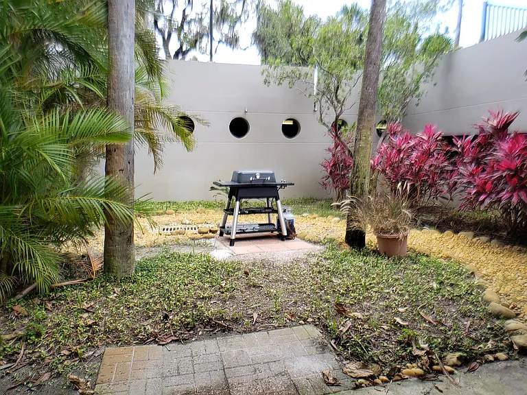 4141 Bayshore Blvd #502 — Photo 36