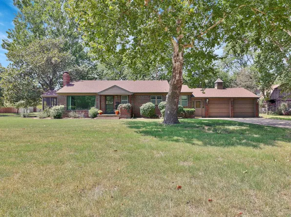 2045 S Chautauqua Ave, Wichita, KS 67211