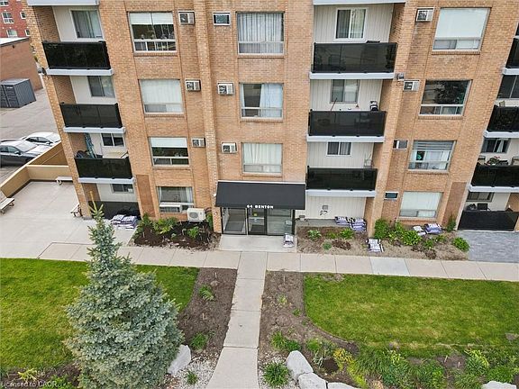 4th image of 64 Benton St #304