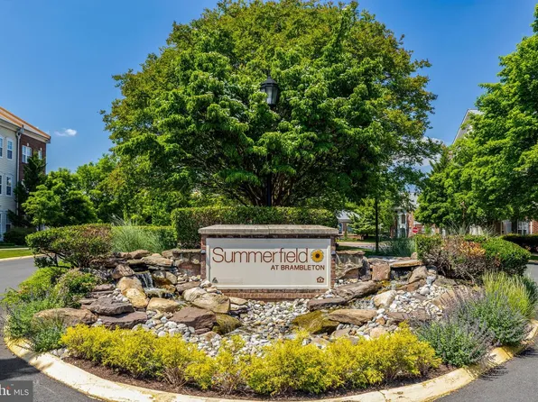 42421 Rockrose Sq Unit 101, Brambleton, VA 20148