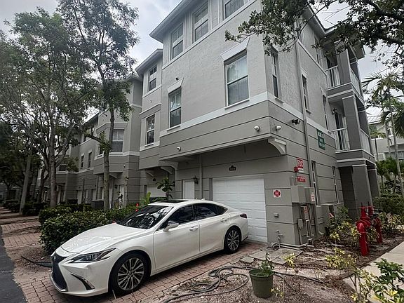 4th image of 3608 Shoma Drive