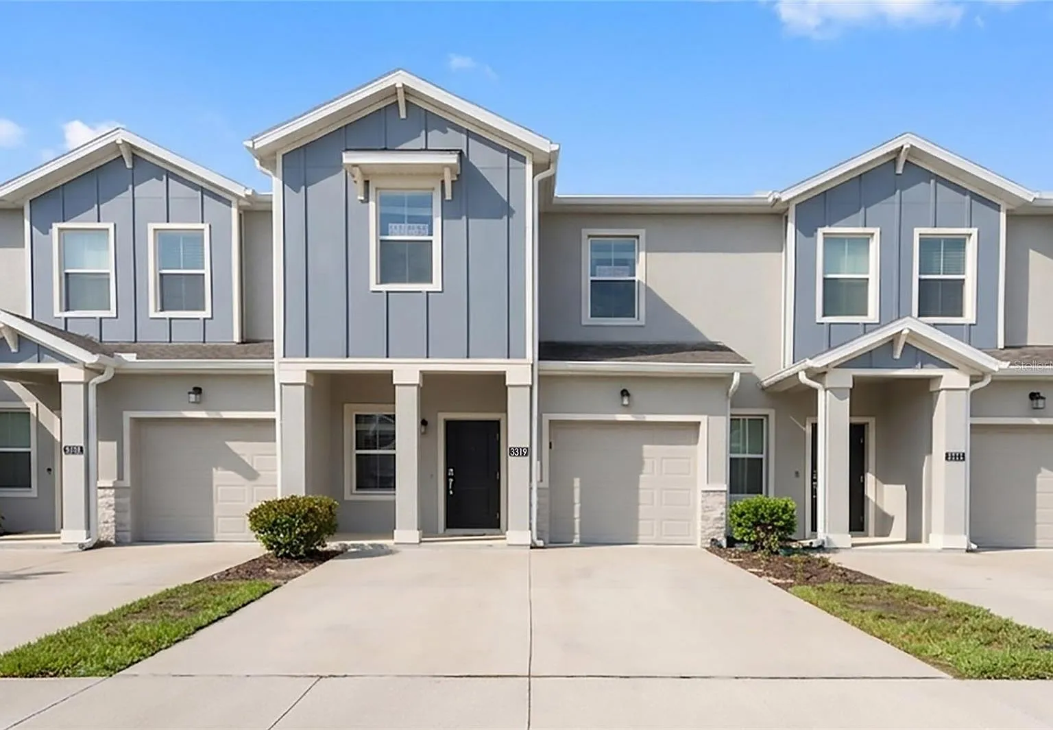 3 bed, 2.5 bath, 1840 sqft, $2,100 — Photo 1