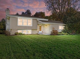 5820 Tahoe Dr, Racine, WI 53406