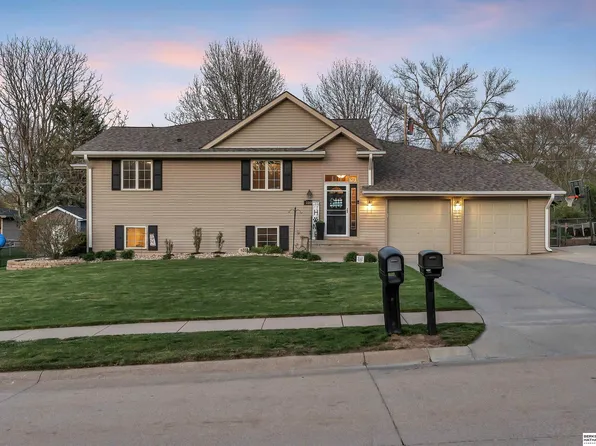 3309 S 117th St, Omaha, NE 68144