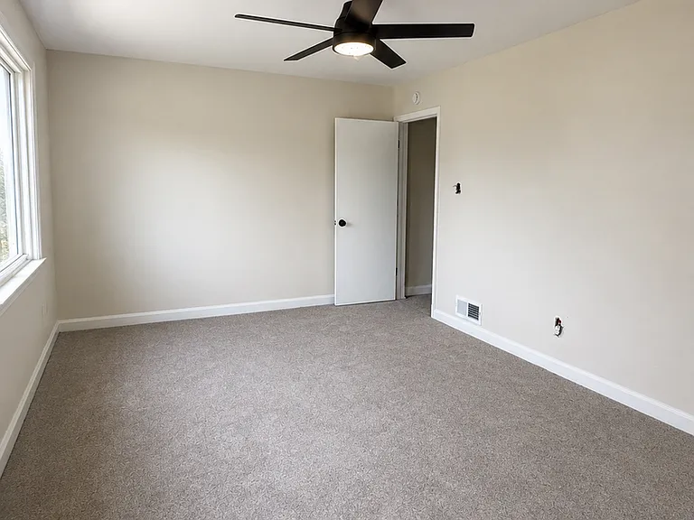 8174 Kavanagh Rd — Photo 16