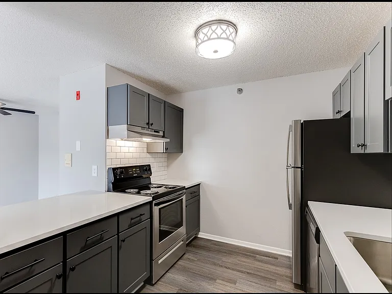 Remodeled Kitchen | Apt. 307 | White Pines Apartments | Shakopee MN