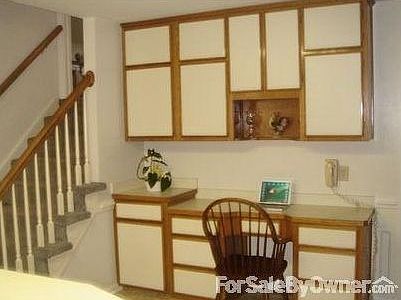 4th image of 4745 Thoroughgood Dr