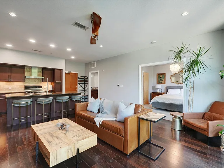1600 Barton Springs Rd #5210 — Photo 8