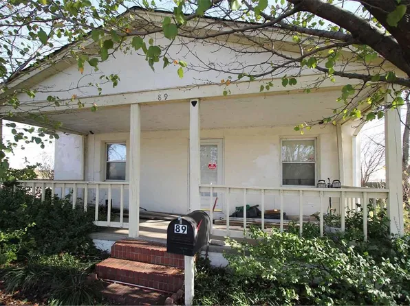 89 N Main St, Wood River, IL 62095
