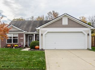 6127 Green Glade Dr, Whitestown, IN 46075