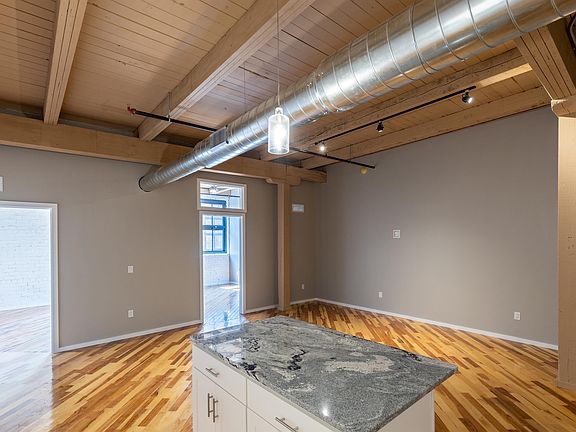 2nd image of 116 N 4th St #10912403