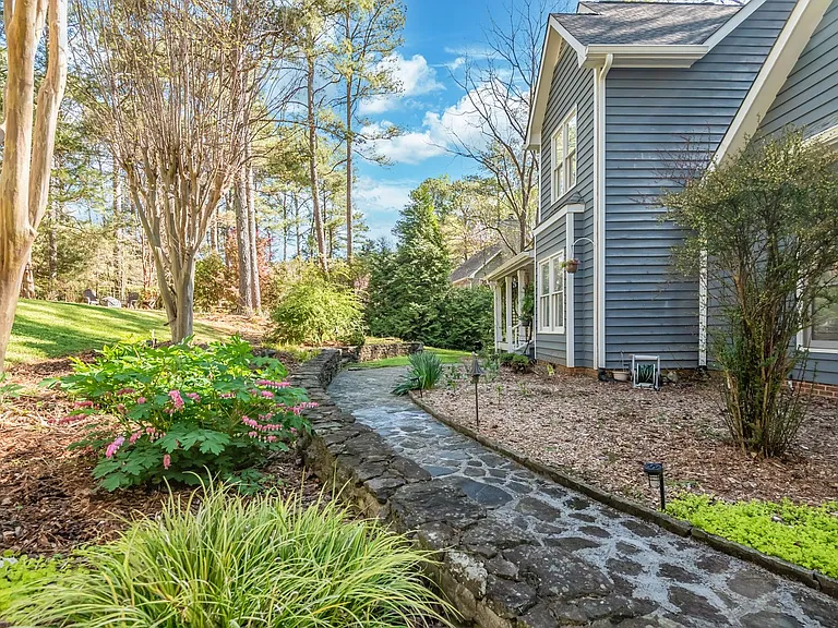 802 Creekstone Dr — Photo 28