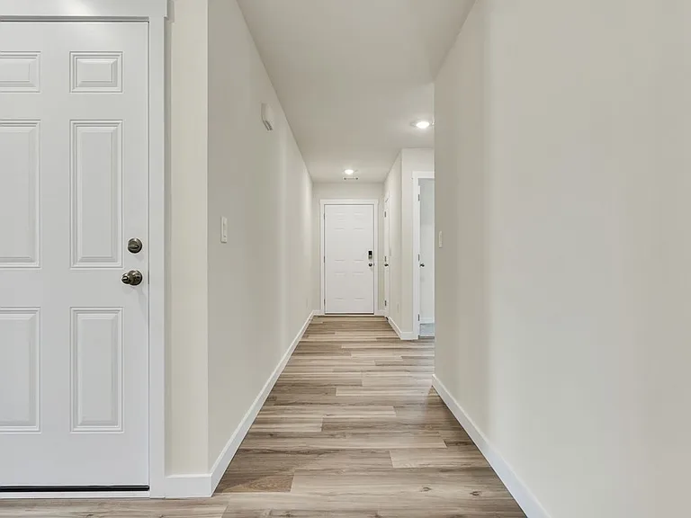 627 Fox Den Cir — Photo 19