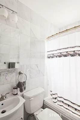 Rented by Stonecrest Realty | media 9