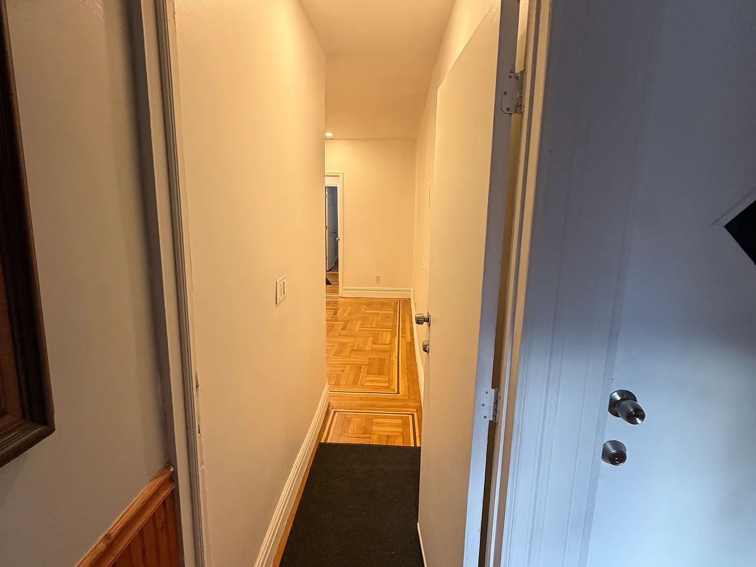 2 bed, $3,000 — Photo 2