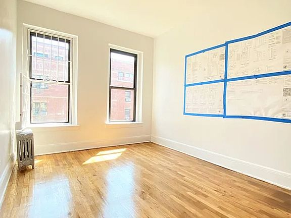 4th image of 233 E 3rd St #4H