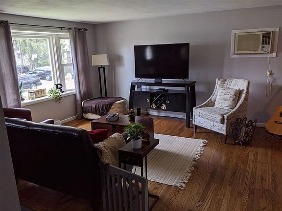 5th image of 2927 Northwood Dr