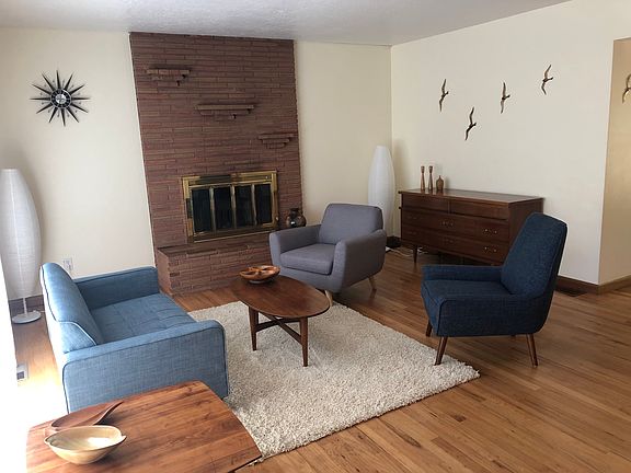 Living room with fireplace