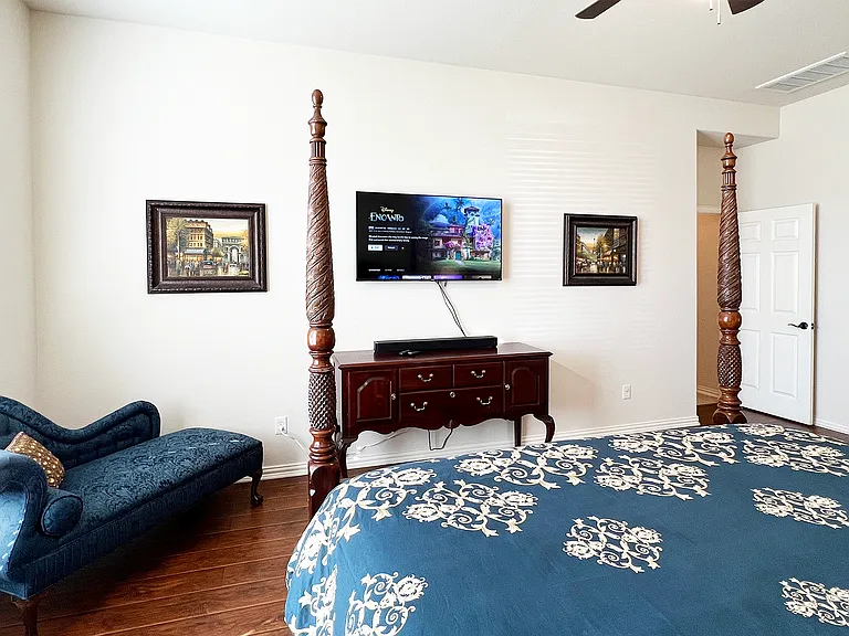 1110 Rushmore Dr — Photo 15
