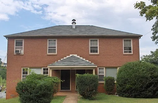 1883 University Cir — Photo 2
