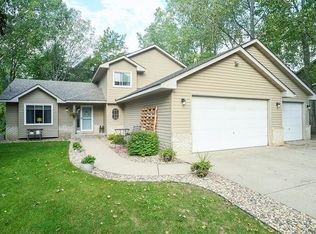 19428 Dodge St NW, Elk River, MN 55330