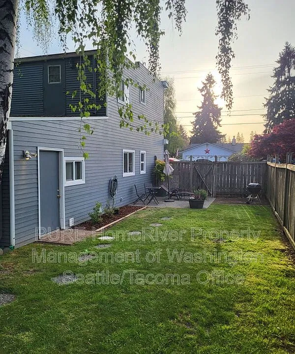 802 9th St SW #802