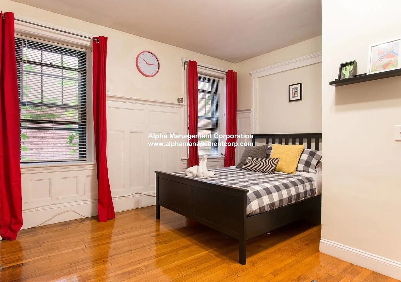 Amazing Coolidge Corner Apt right by T, Shopping, Nightlife and Restaurants. Quick commute to BU! — Photo 4