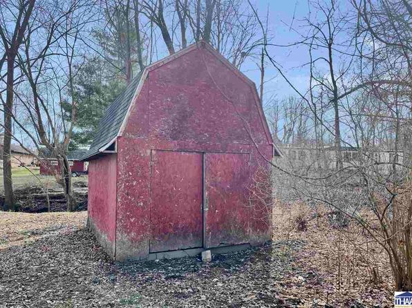 9607 N Price St, Knightsville, IN 47857