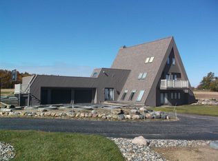 11314 Zubrick Rd, Roanoke, IN 46783