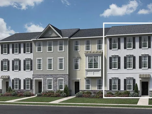 16 Manchester Dr, Hatboro, PA 19040