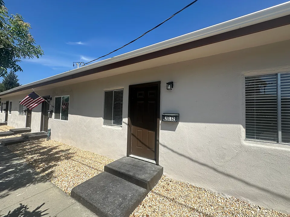 720 Salem St #212