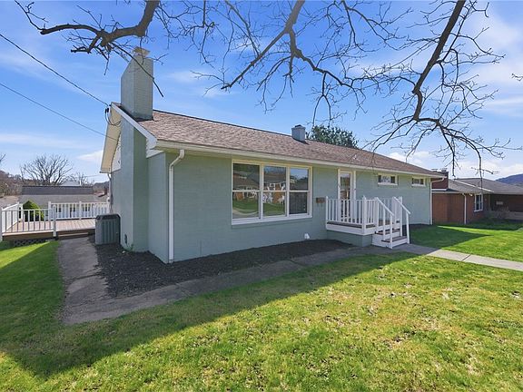 3rd image of 246 Anderson Ave